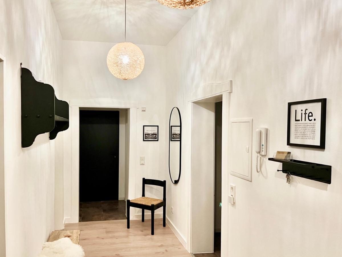 Makers And Rooms Apartment 01 Pauline 110Qm Parkplatz 1-4 Personen Detmold Exterior photo